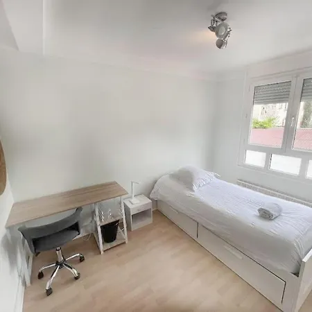 Dumont 4 Prs, 3 Ch, Quartier Wilson *