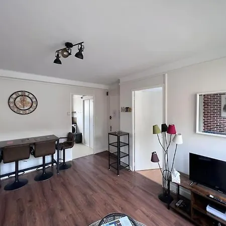 Appartement Dumont 4 Prs, 3 Ch, Quartier Wilson