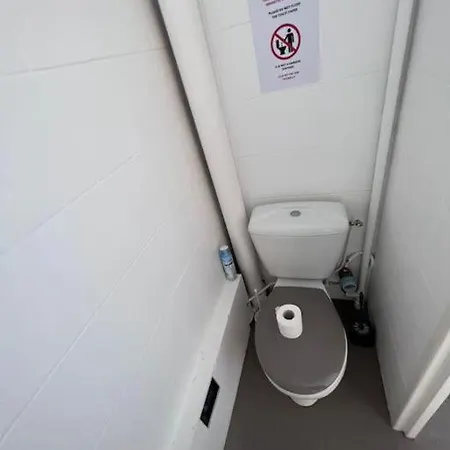 Dumont 4 Prs, 3 Ch, Quartier Wilson *